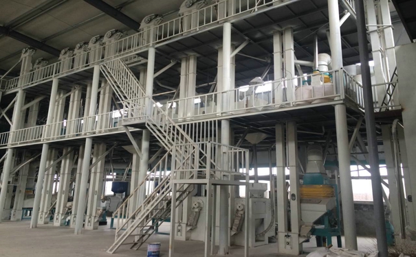 <a href=http://http://m.duomicrm.com/product/ target=_blank class=infotextkey>玉米加工成套設(shè)備</a>