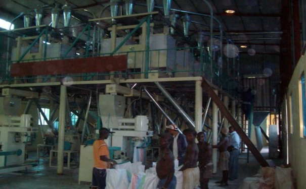 <a href=http://m.duomicrm.com/product/6/ target=_blank class=infotextkey>玉米深加工機(jī)械</a>