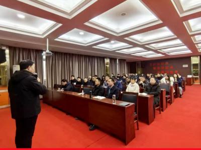 專業(yè)賦能 團(tuán)隊(duì)進(jìn)階——華豫萬(wàn)通2025“管理高手實(shí)戰(zhàn)課”培訓(xùn)圓滿結(jié)束！